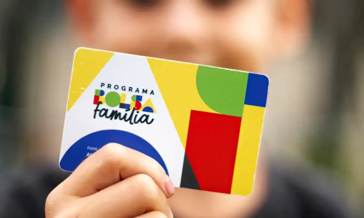 Caixa paga Bolsa Família a beneficiários com NIS d